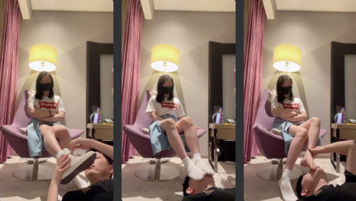强抚 · 资源封面