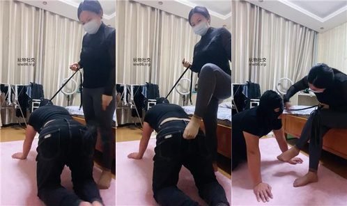 小姨 · 资源封面