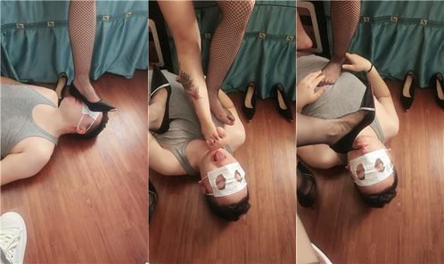 女王陛下回放封面