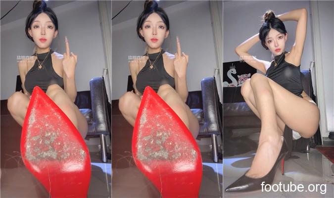 绝美兔回放封面