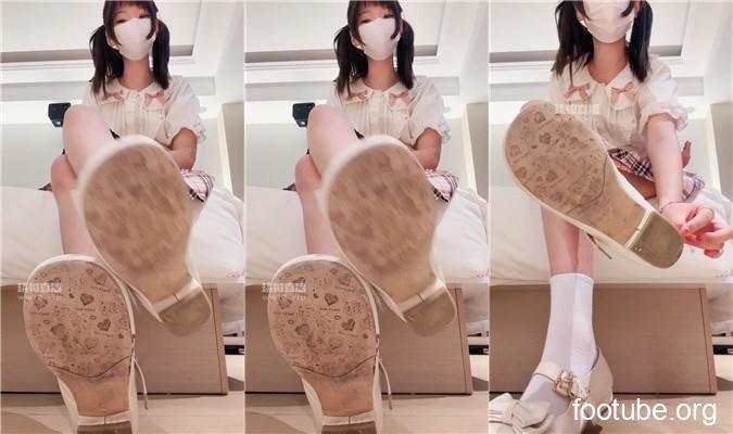 黑心小魔女 · 资源封面