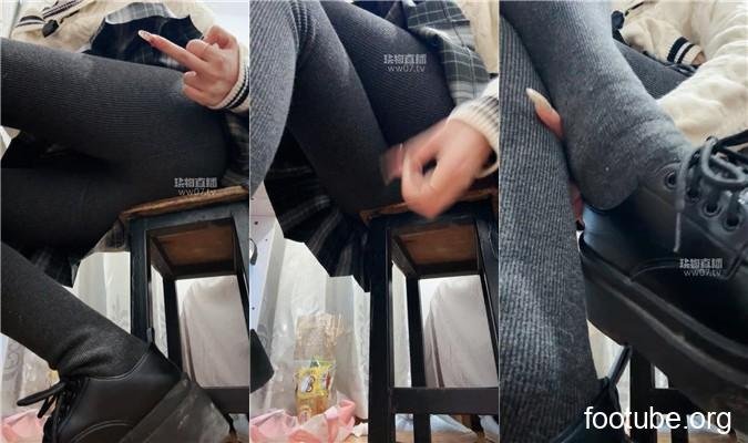 黑心小魔女 · 资源封面